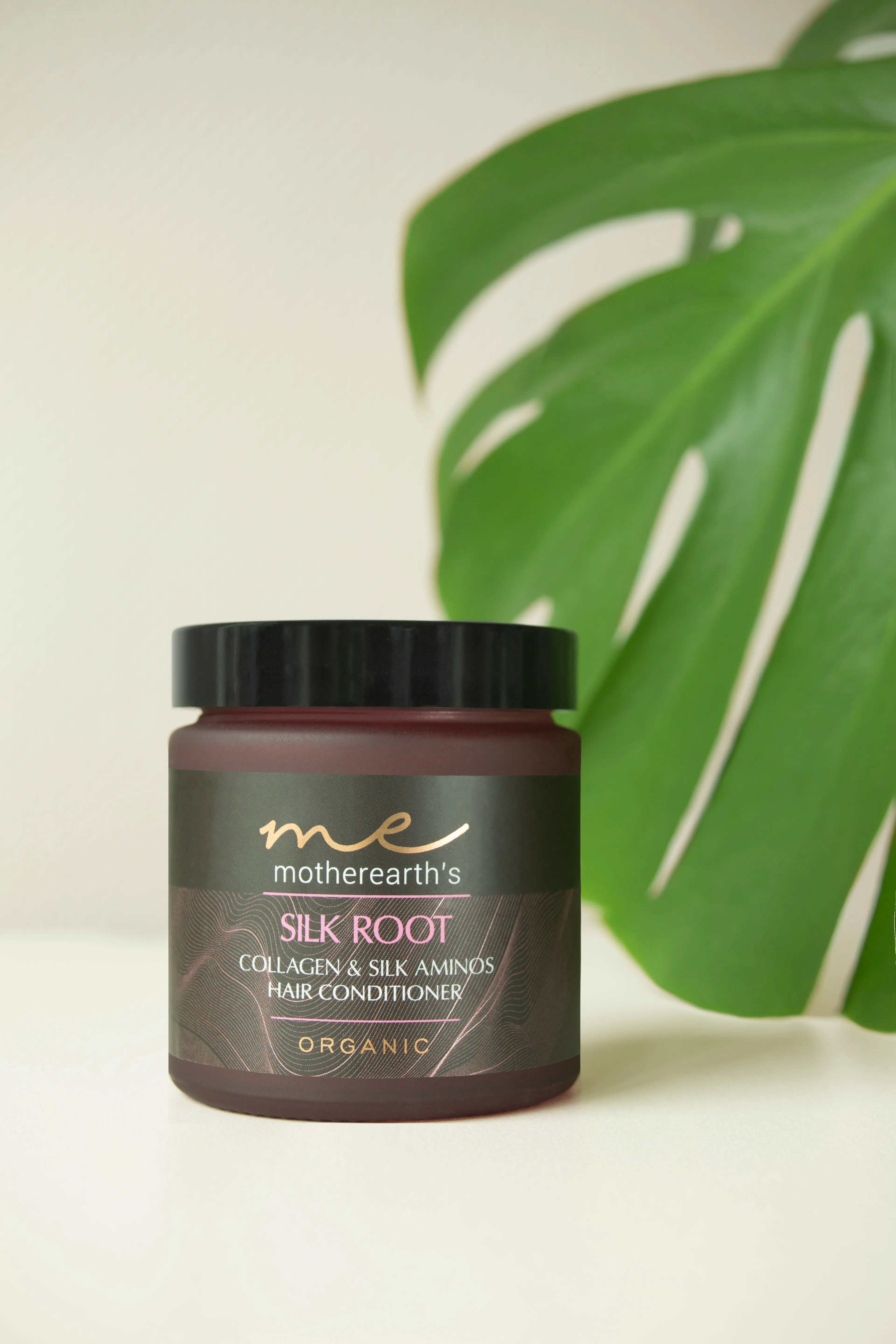 Hair conditioner with silk aminos and wheat protein for smooth and strong hair